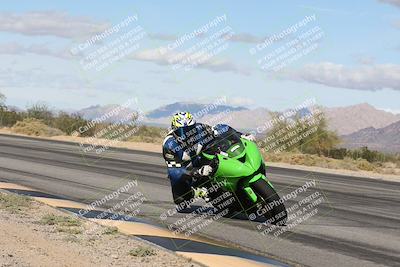 media/Nov-16-2025-Race Pace (Sun) [[8c5fa54630]]/Non Verified Riders (1st 20 Minutes)/3-Turn 3 Inside (11am)/